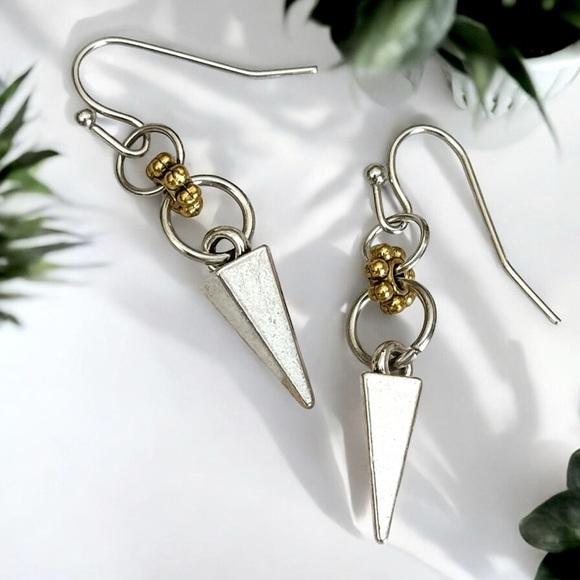 5 For $25💫Alternative Silver Spike Cone Dangles Earrings - Picture 4 of 5